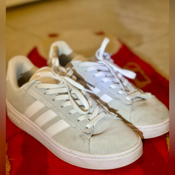 Adidas Grand Court Alpha Sneaker | Grey Suede/White-Iconic 3 Stripe detail VNDS - Picture 3 of 7